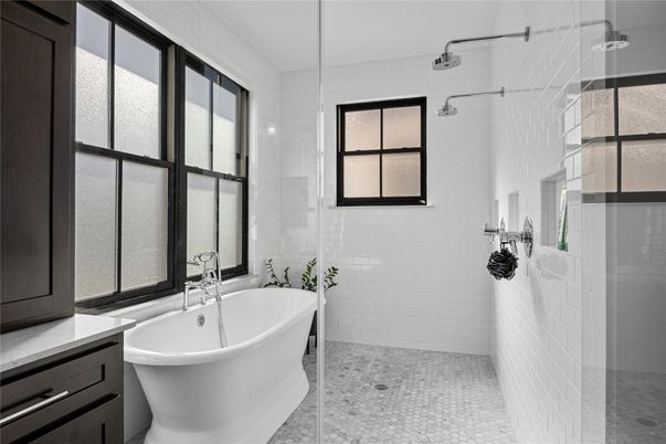 Bathroom, Free Standing Baths, Glass Shower, Interior