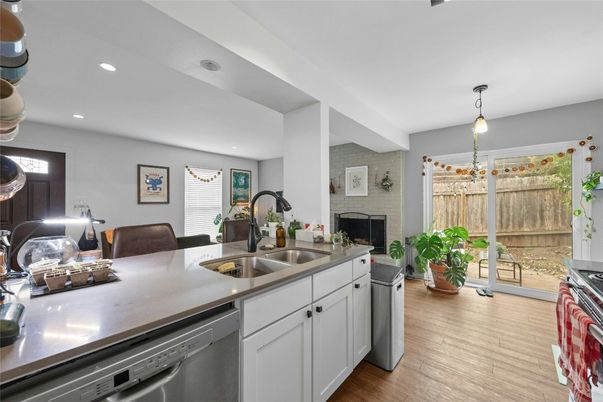 Interior, Kitchen, Pendant Lights, Recessed Lighting, Wood Texture Flooring