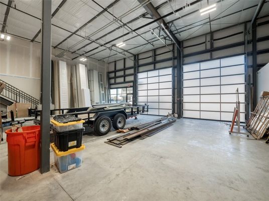 Garage, Interior