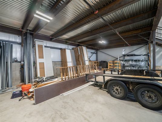 Garage, Interior