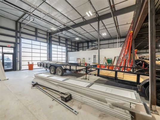 Garage, Interior
