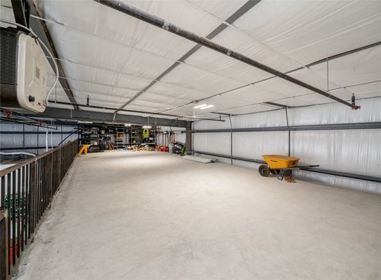 Garage, Interior