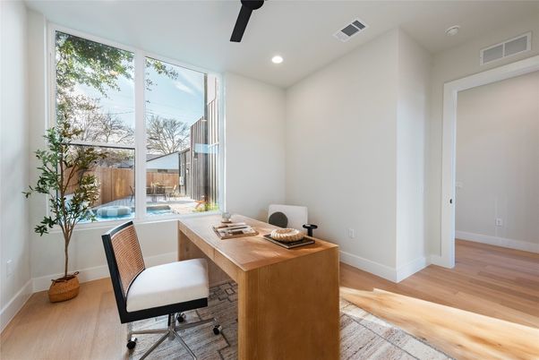 Home Office, Interior, Recessed Lighting, Wood Texture Flooring