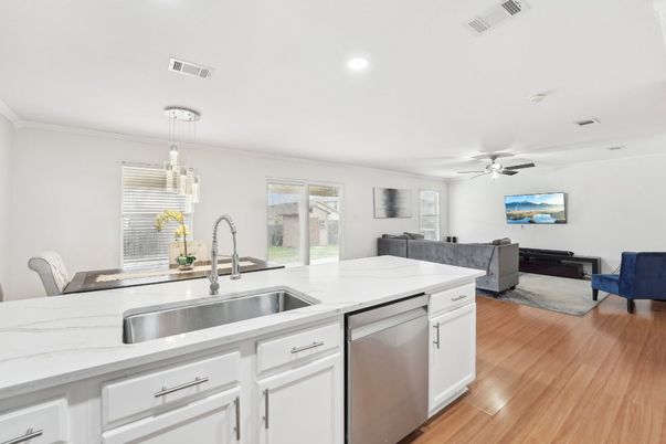 Dining room, Interior, Kitchen, Living room, Pendant Lights, Recessed Lighting, Wood Texture Flooring
