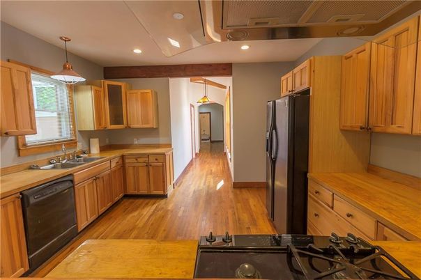 Interior, Kitchen, Pendant Lights, Recessed Lighting, Wood Texture Flooring