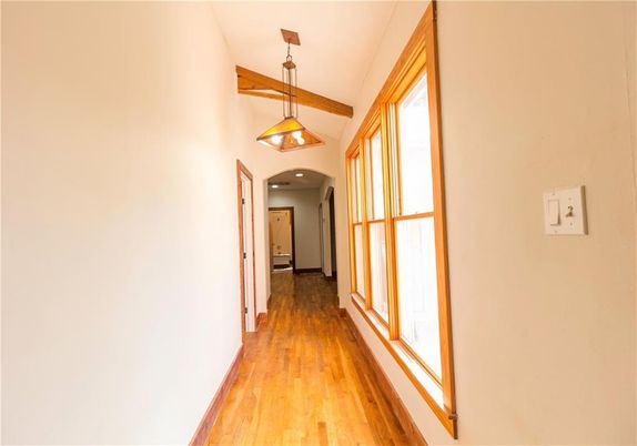 Interior, Pendant Lights, Recessed Lighting, Wooden Beams, Wood Texture Flooring