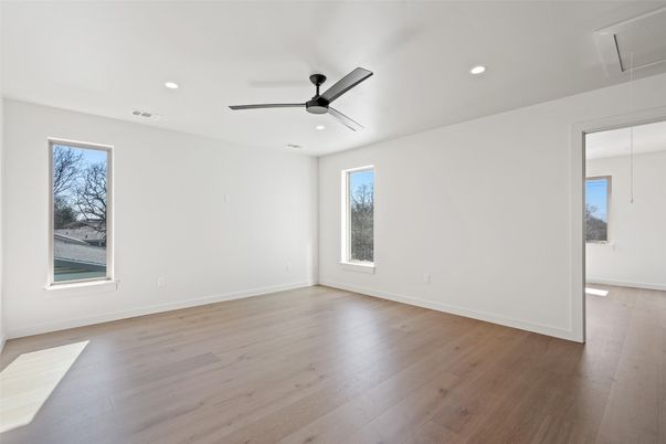 Empty room, Interior, Recessed Lighting, Wood Texture Flooring