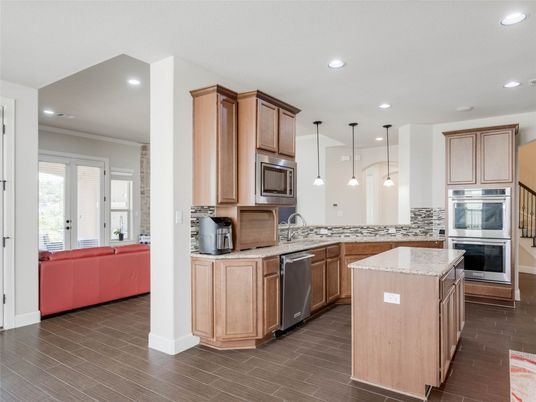 Interior, Kitchen, Living room, Pendant Lights, Recessed Lighting, Stainless Steel Appliances, Wood Texture Flooring