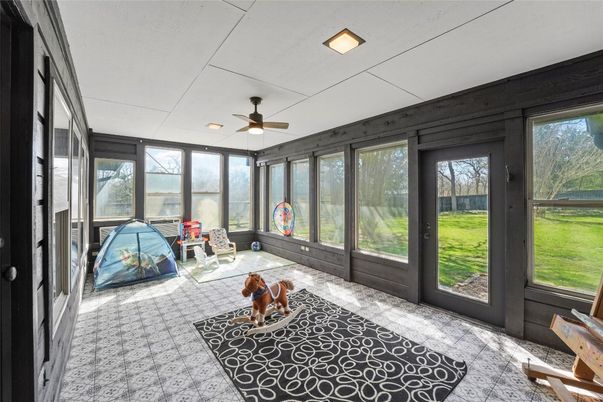 Interior, Recessed Lighting, Sun Room