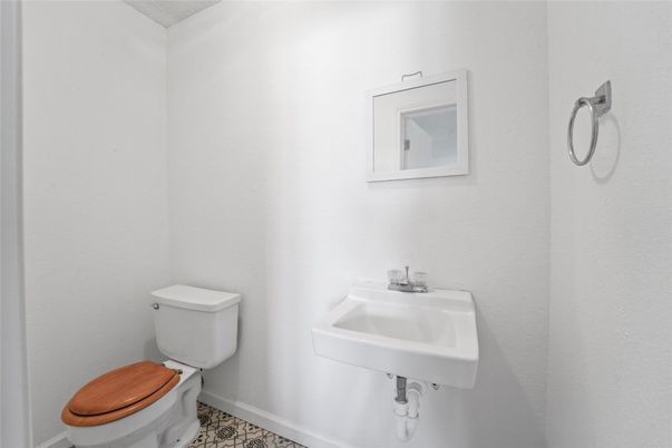 Bathroom, Interior
