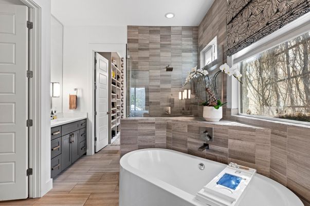 Bathroom, Free Standing Baths, Glass Shower, Interior, Recessed Lighting