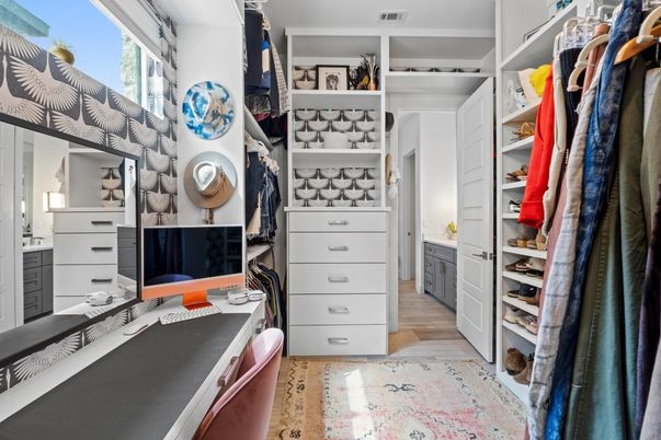 Interior, Walk-in Closets, Wood Texture Flooring