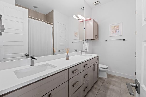 Bathroom, Dual Sink Vanities, Interior