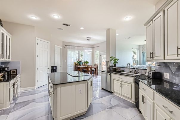 Dining room, Interior, Kitchen, Pendant Lights, Recessed Lighting