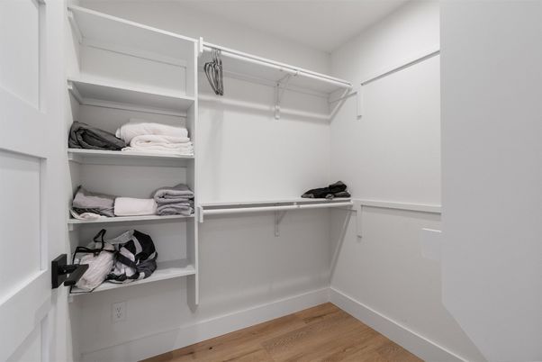Interior, Walk-in Closets, Wood Texture Flooring