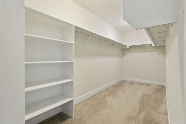 Interior, Walk-in Closets