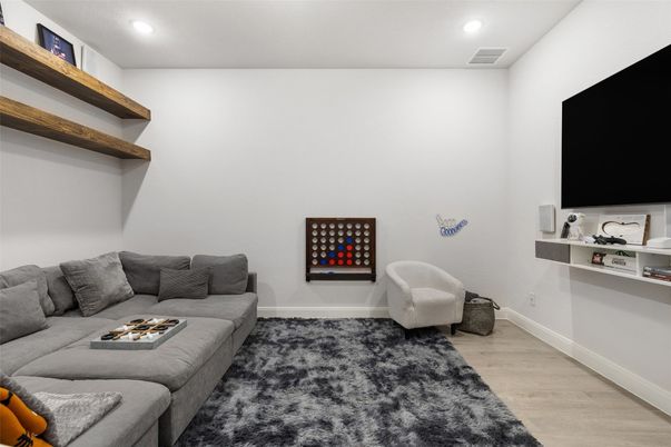 Interior, Living room, Recessed Lighting, Wood Texture Flooring
