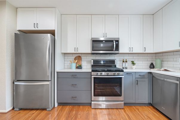 Interior, Kitchen, Stainless Steel Appliances, Wood Texture Flooring