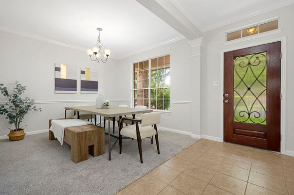 Chandelier, Dining room, Interior