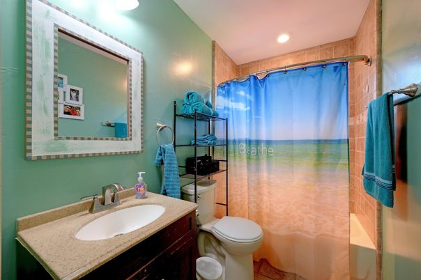 Bathroom, Interior, Recessed Lighting, Water