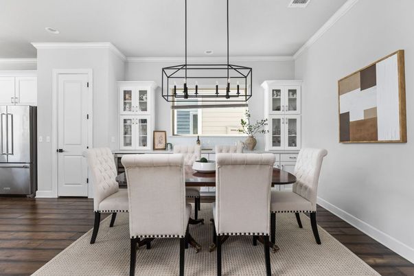 Chandelier, Dining room, Interior, Kitchen, Pendant Lights, Recessed Lighting, Wood Texture Flooring