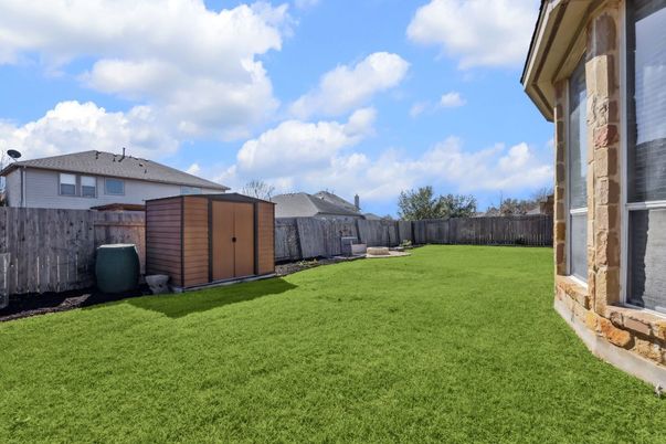Backyard, Exterior
