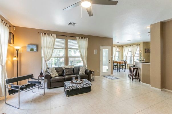 Chandelier, Dining room, Interior, Living room, Recessed Lighting