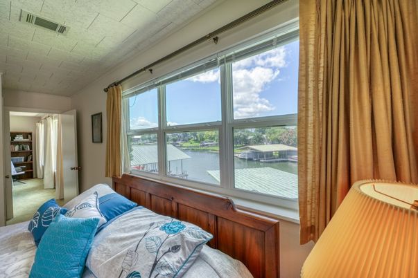 Bedroom, Interior, Water
