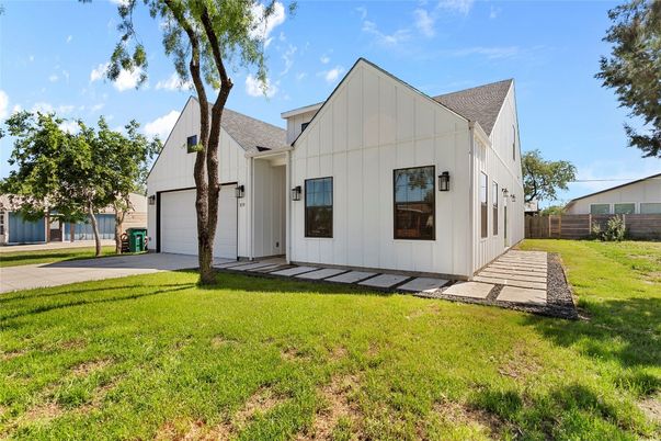 Backyard, Detached Garage, Exterior