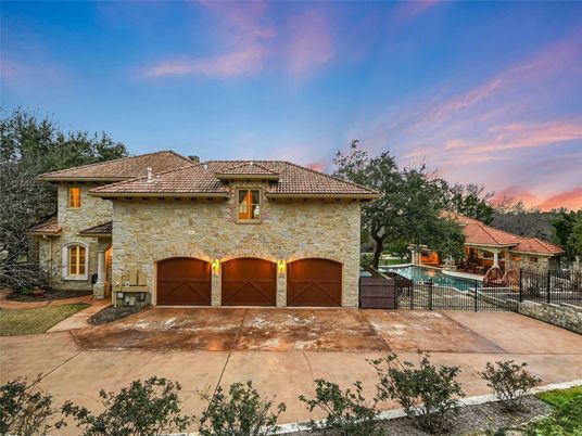Attached, Exterior, Facade, Pool, Mediterranean