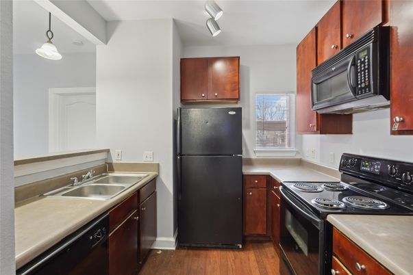 Interior, Kitchen, Pendant Lights, Wood Texture Flooring