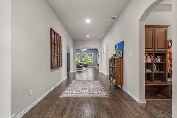 Interior, Recessed Lighting, Wood Texture Flooring