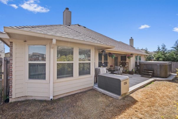 Exterior, Hot Tub