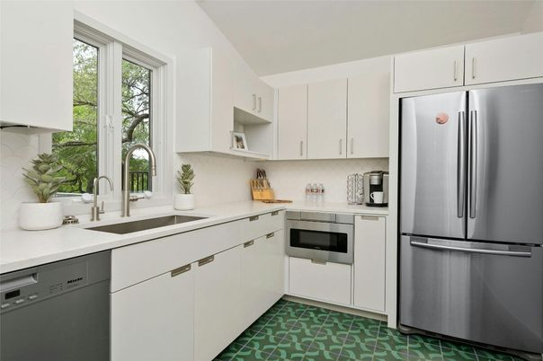 Interior, Kitchen, Stainless Steel Appliances