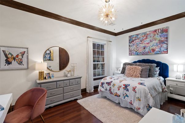 Bedroom, Interior, Pendant Lights, Wood Texture Flooring