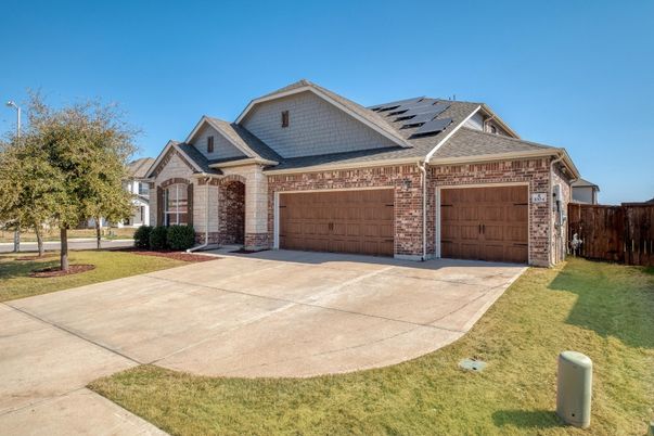 Attached, Exterior, Facade, Brick Facade, Solar Panels, American Craftsman