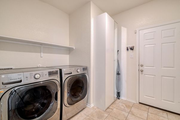 Interior, Washer