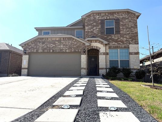 Attached, Exterior, Facade, Brick Traditional
