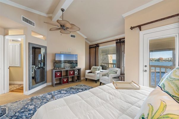 Bedroom, Interior, Water
