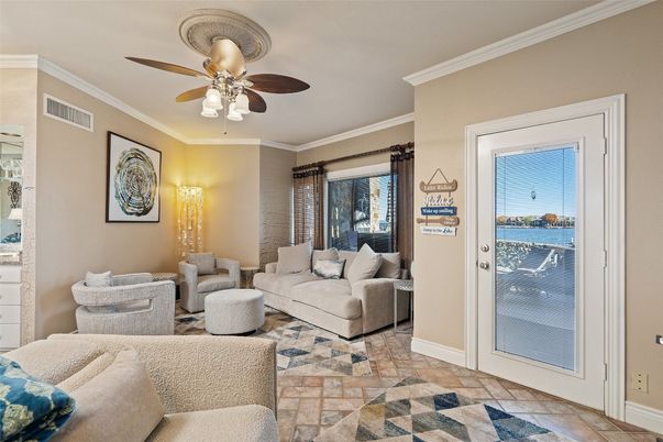 Interior, Living room, Water
