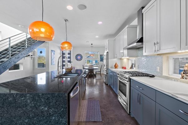 Dining room, Interior, Kitchen, Pendant Lights, Recessed Lighting, Stainless Steel Appliances