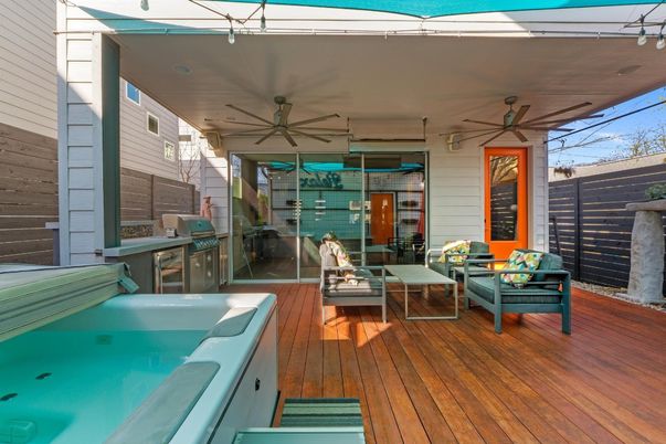 Exterior, Wood Texture Flooring
