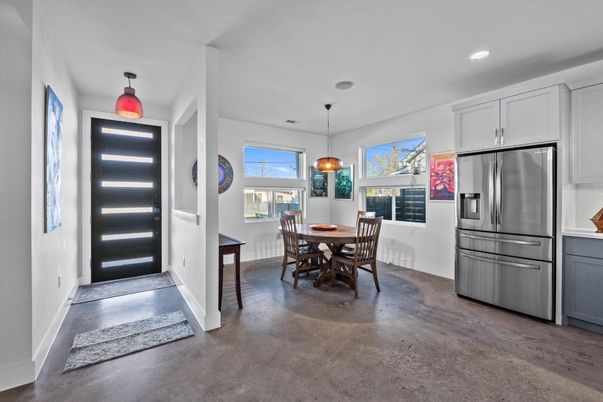 Dining room, Interior, Kitchen, Pendant Lights, Recessed Lighting, Stainless Steel Appliances