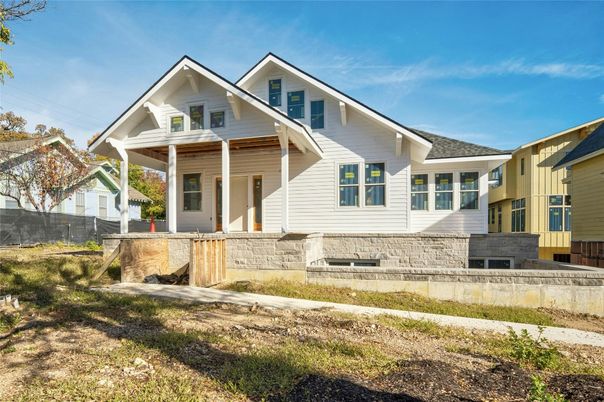 Exterior, Facade, Farmhouse