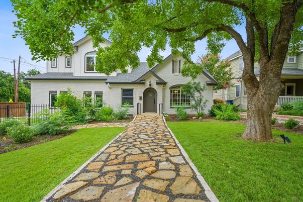 Backyard, Exterior, Facade, Farmhouse