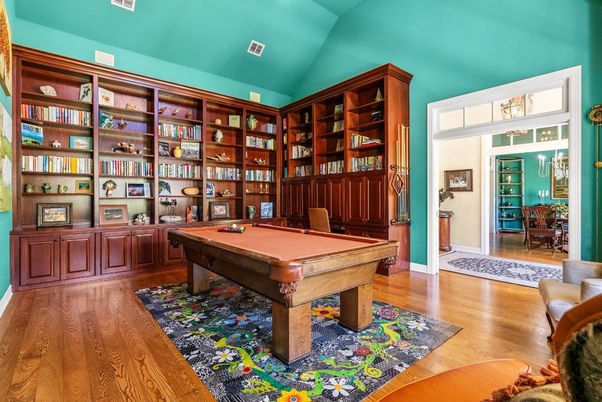 Billiard Table, Game Room, Interior, Wood Texture Flooring