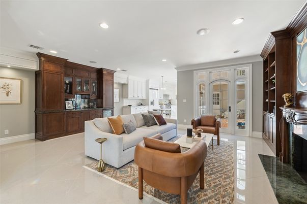 Fireplace, Interior, Kitchen, Living room, Pendant Lights, Recessed Lighting