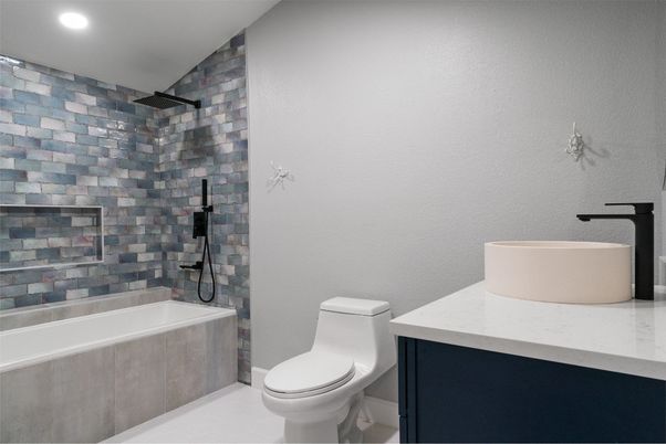 Bathroom, Interior, Recessed Lighting