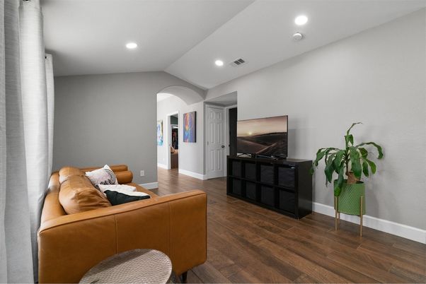 Interior, Living room, Recessed Lighting, Wood Texture Flooring
