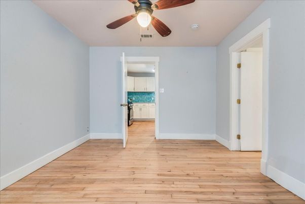 Empty room, Interior, Kitchen, Wood Texture Flooring